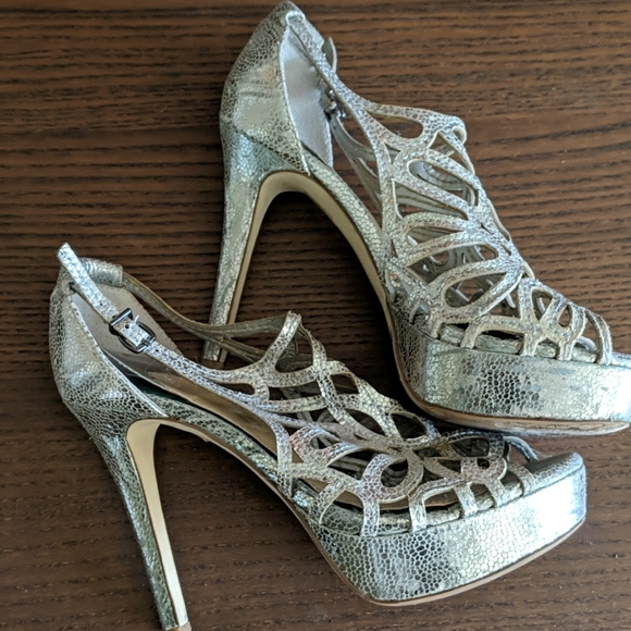 Silver strappy heels - Picture 2 of 4